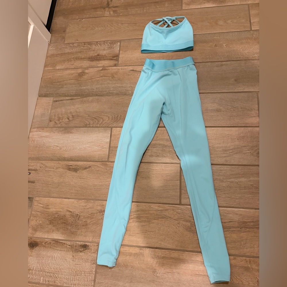 Bo & Tee blue Yoga Pilates workout set Size XXS